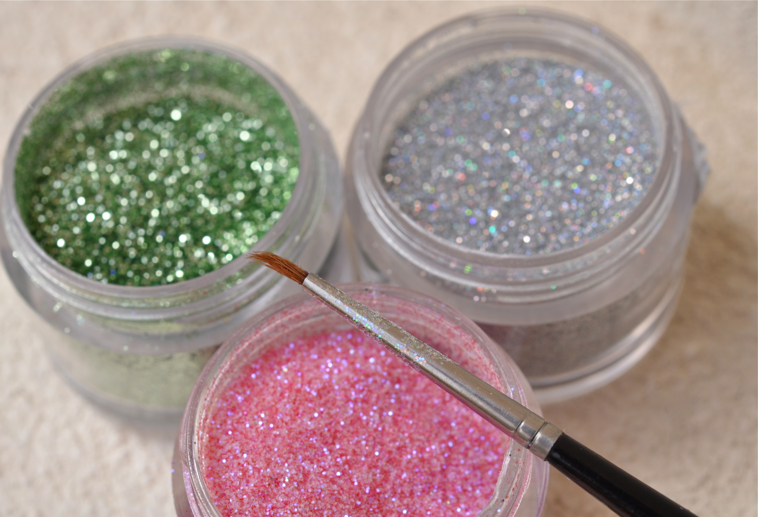 DIY Edible Sparkly Glitter In 5 Easy Steps Home Trends Magazine