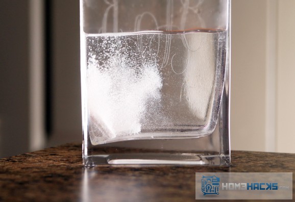 11-alkaseltzer-vase-578x396