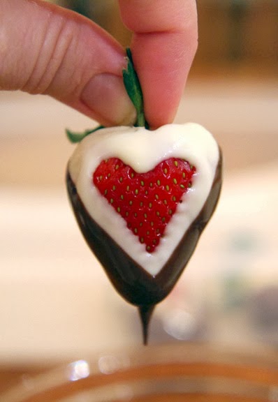 heart strawberries