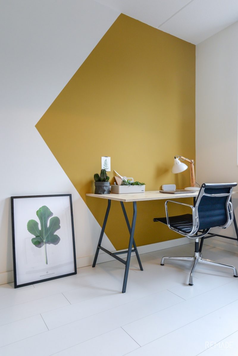 Budget Friendly Ways To Refresh Your Walls Color blocking